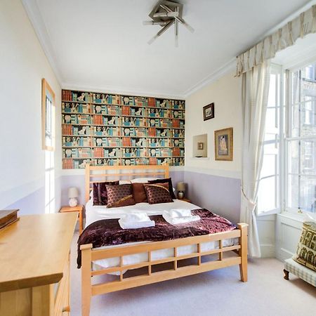 Guestready - Historic Edinburgh Old Town Apartment Bagian luar foto