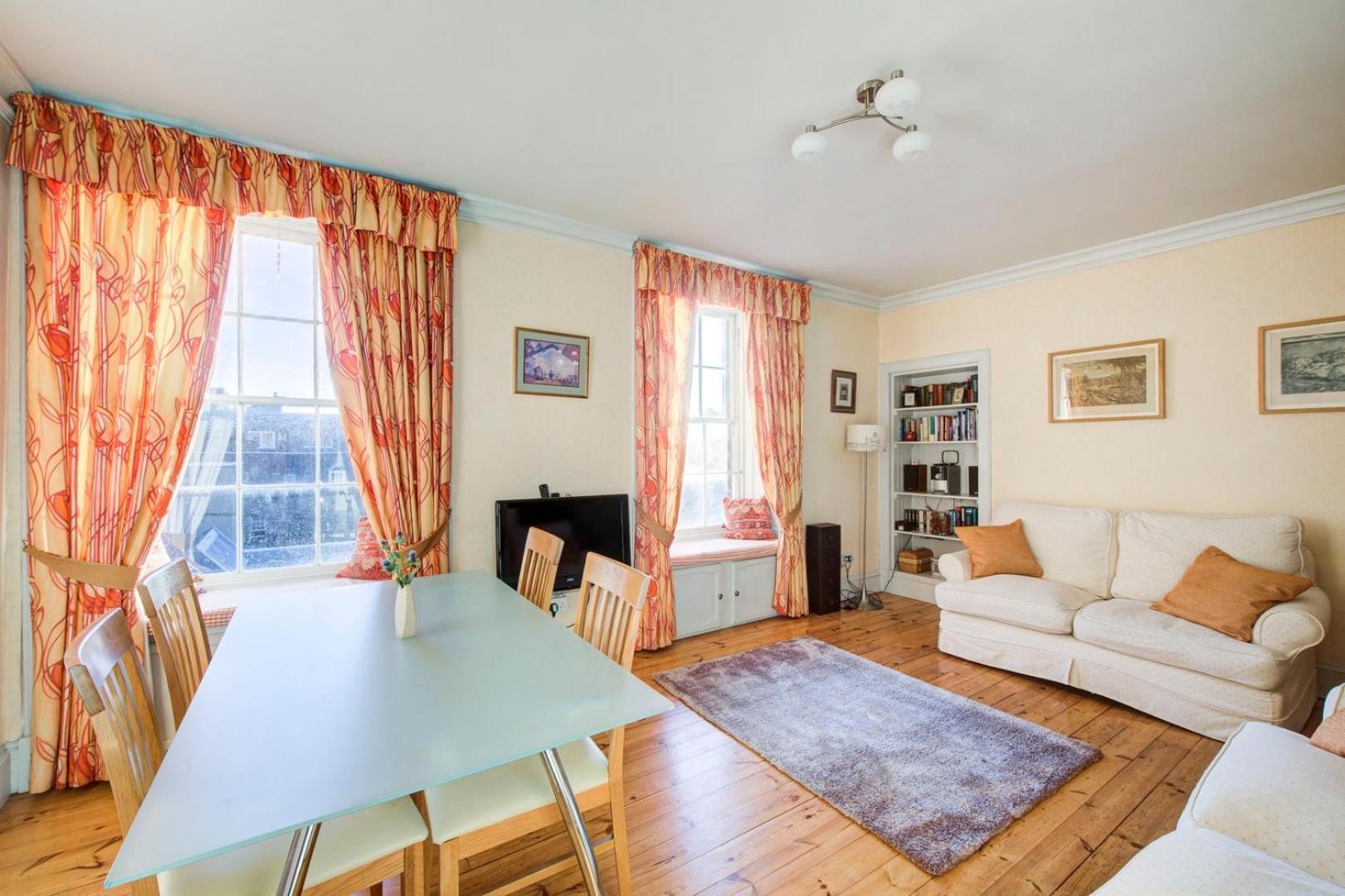 Guestready - Historic Edinburgh Old Town Apartment Bagian luar foto